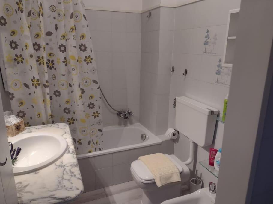 Casita Lerici Apartment ภายนอก รูปภาพ